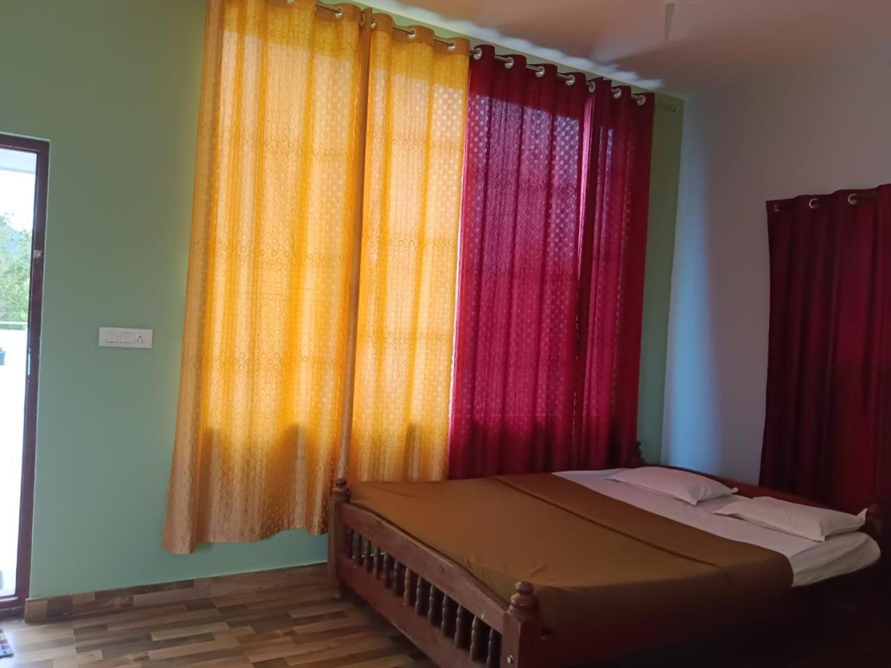 Venissa Serviceapartment Chikmagalūr 外观 照片